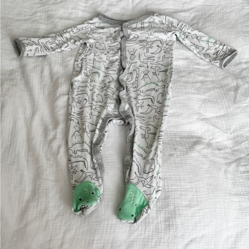 3/$20 Dinosaur Sleeper | Carter’s | 6-9 Months